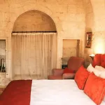 Elaa Cave Ortahisar