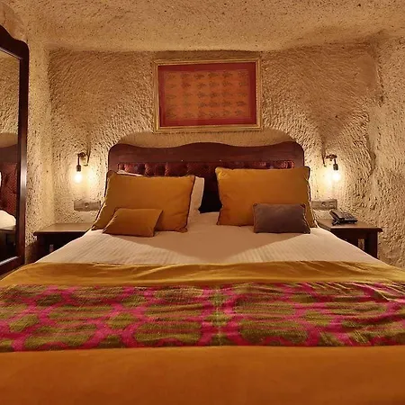 Elaa Cave Ortahisar