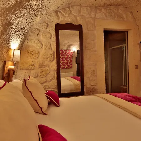 Hotel Elaa Cave 3*