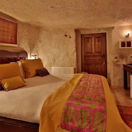 Elaa Cave Ortahisar