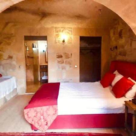 Elaa Cave Ortahisar