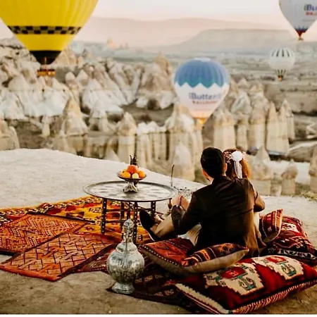 Hotel Elaa Cave