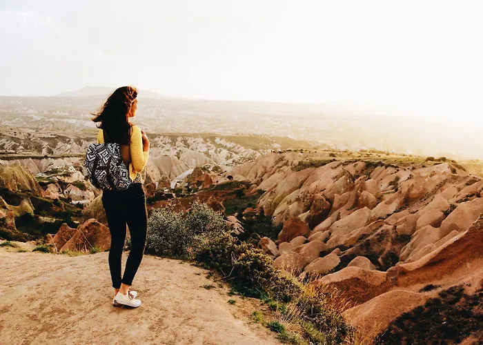 Elaa Cave Szálloda 3*