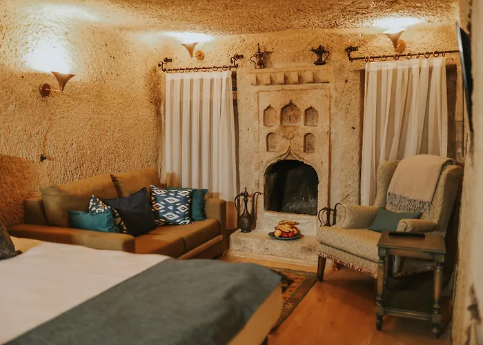 Elaa Cave Szálloda 3*